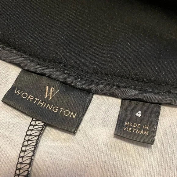 Worthington Black Floral Sporty Mini Zipper Skirt Size 4 - Picture 4 of 4